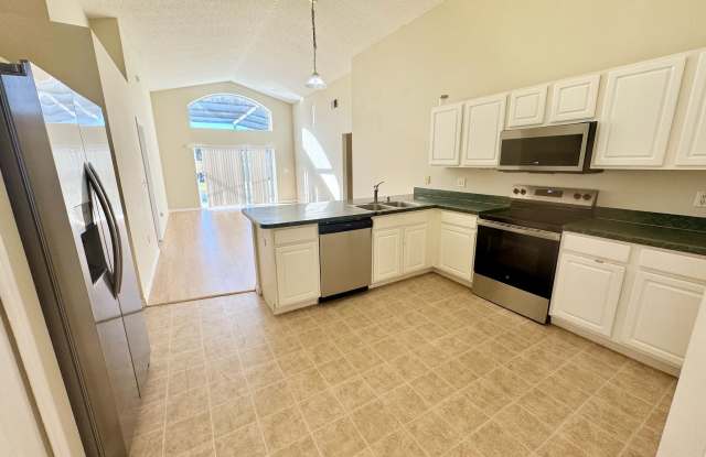 1317 Casterton Circle