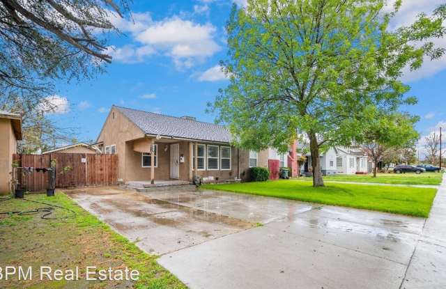 1001 El Rancho Dr.