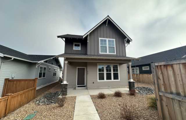 Photo of Brand New 3 Bedroom / 2.5 Bathroom Home in NW Redmond OR