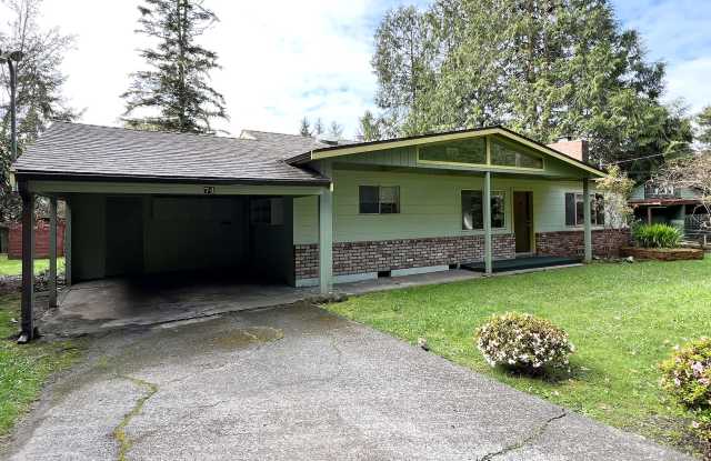 74 Redmond Rd - 74 Redmond Road, Humboldt County, CA 95503