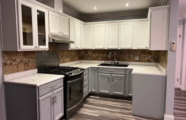 Photo of 1041 Paraiso Avenue