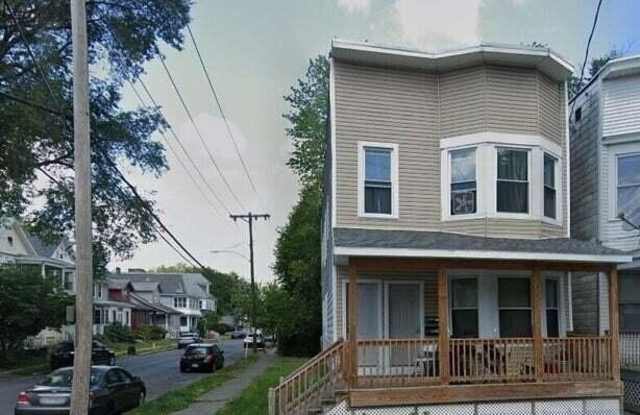 Photo of 260 Partridge Street unit: 2