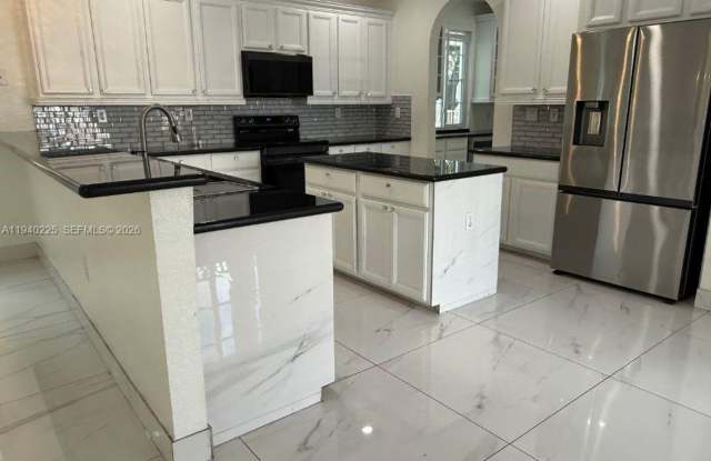 27037 SW 142nd Avenue 0, Homestead, FL 33032