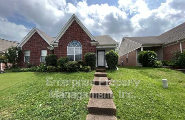 6869 Century Oaks Dr