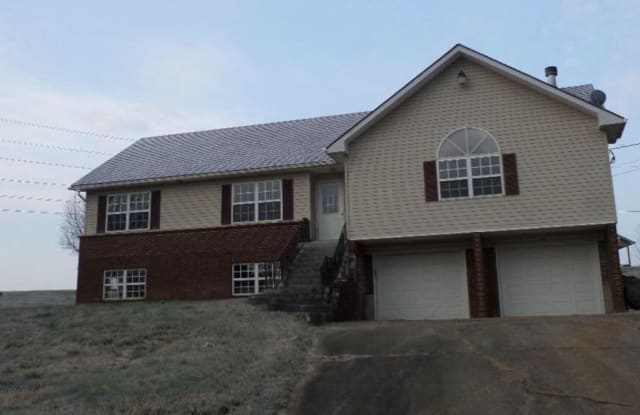 300 Edna Lee Ln - 300 Edna Lee Lane, Bullitt County, KY 40165