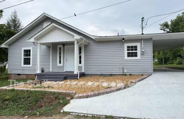 112 Douglas Street