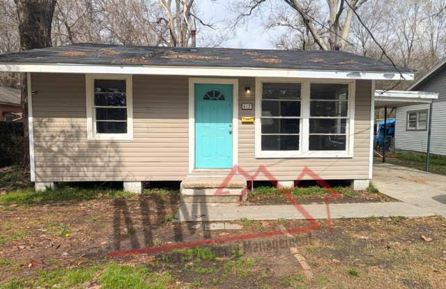 Cute Home in Monroe