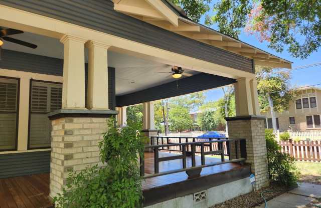 Beautiful Era Specific Built Ins / Wrap Around Front Porch / Downtown New Braunfels / TONS of Upgrades / NBISD