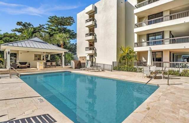 277 N Ocean Boulevard