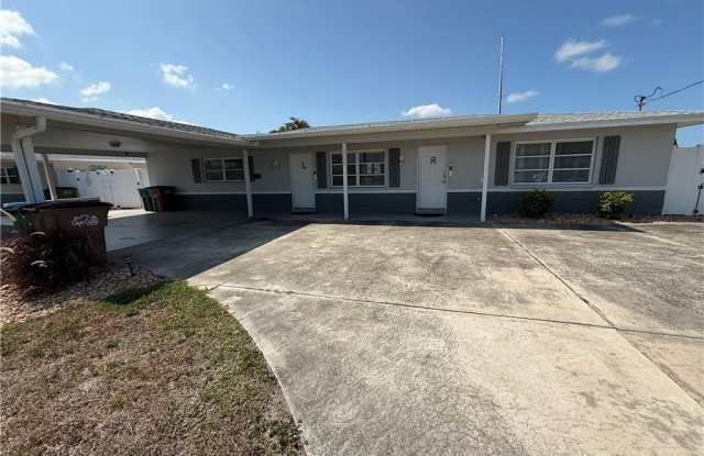 1726 Bikini Ct unit: L