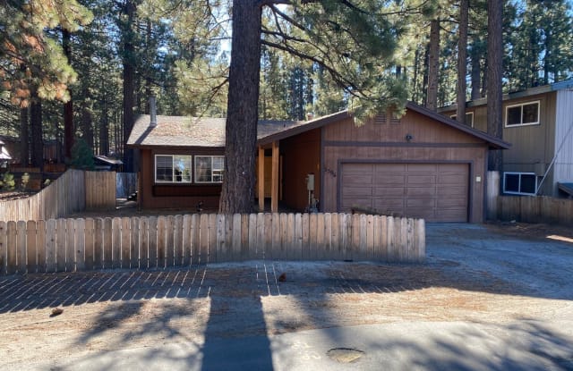 3596 Tamarack Ave - 3596 Tamarack Avenue, South Lake Tahoe, CA 96150