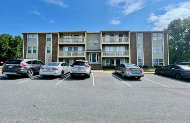 Photo of ArlynCircle1624-M