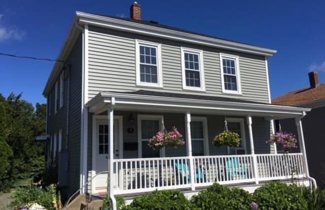 4 Peck Street Unit 2 - 4 Peck Street, Kingston, MA 02364