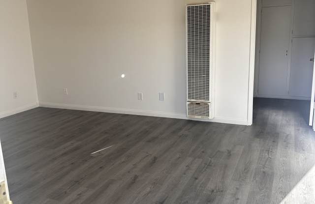 81901 Shadow Palms Ave.