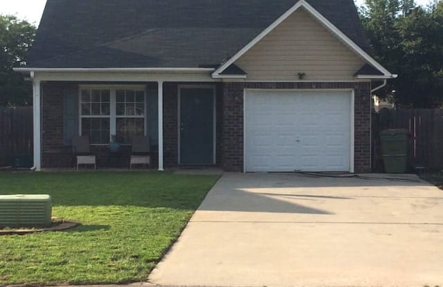 70 White Pine Ct - 70 White Pine Court, Sumter, SC 29154