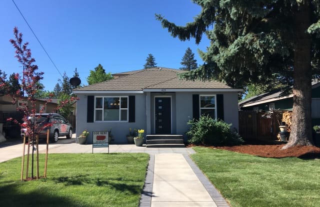 413 SE McKinley - 413 SE McKinley Ave, Bend, OR 97702