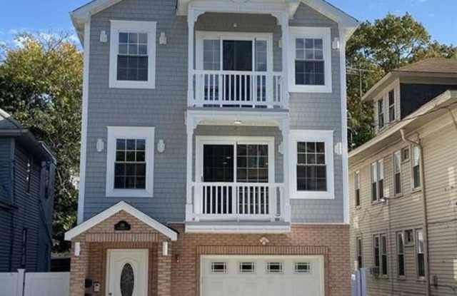 116 Stuyvesant Avenue 2