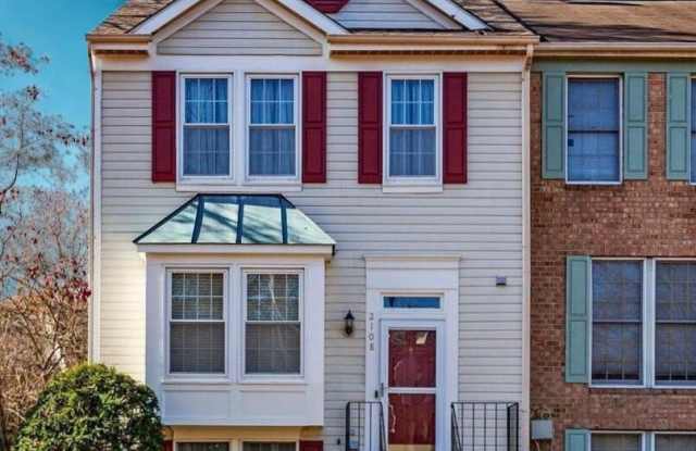 Photo of 2108 COMMODORE Court