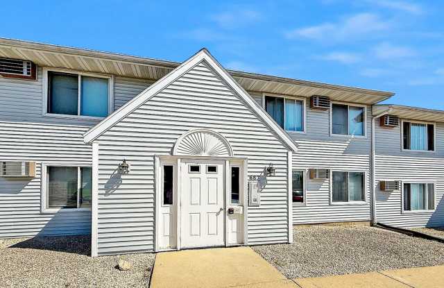 695 Wood Violet Lane #9