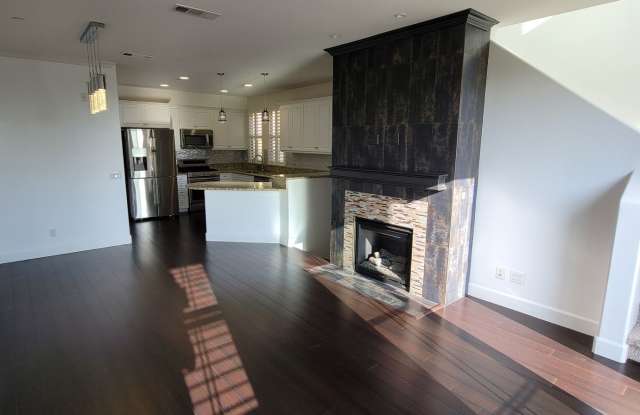 Gorgeous 3 Bed 4 Bath with Stunning Views in Otay Ranch! *$500 MOVE-IN SPECIAL!*