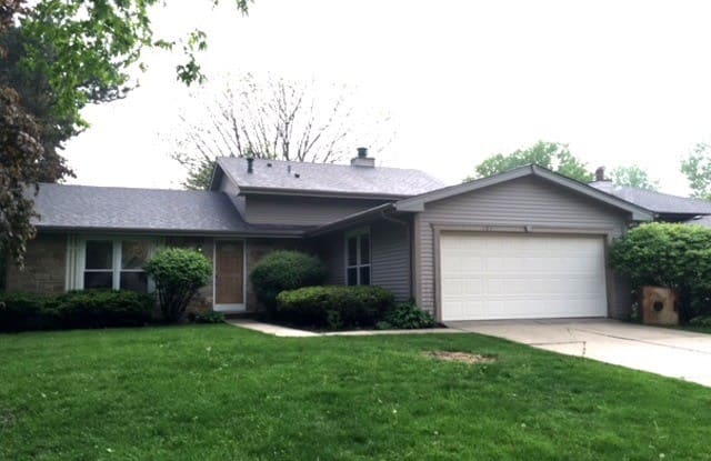 141 S Birchwood Drive - 141 South Birchwood Drive, Naperville, IL 60540