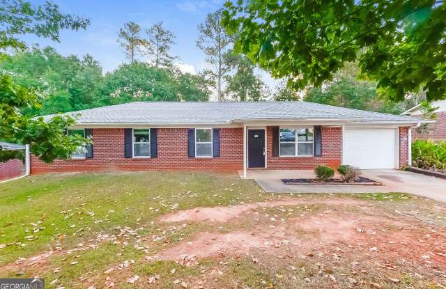 Photo of 35 Pinecone Court