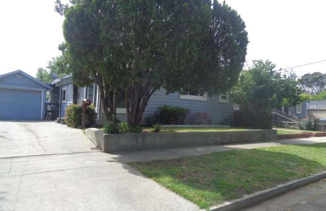 642 B Street