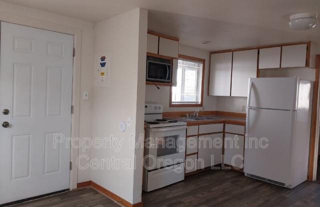 435 Southeast 9th Street