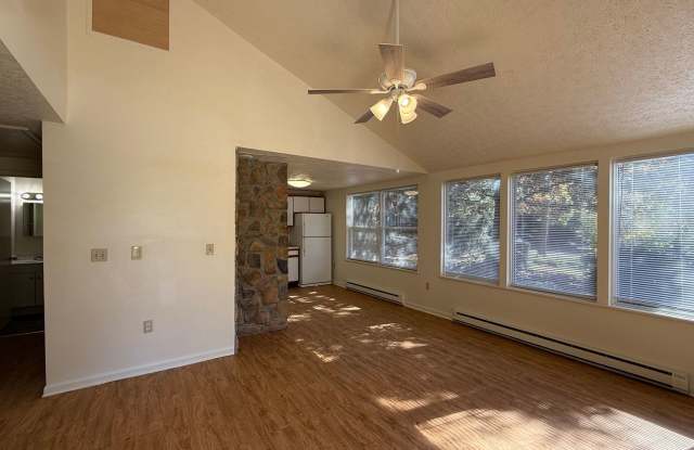 2 Bedroom, 1 Bath Duplex