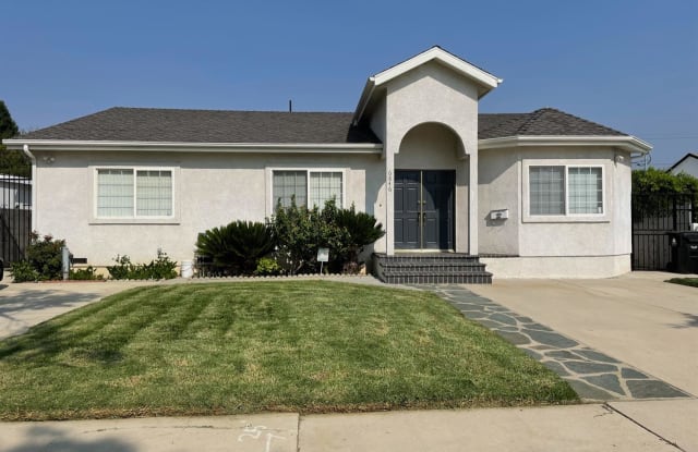 6846 Shoshone Avenue - 6846 Shoshone Avenue, Los Angeles, CA 91406