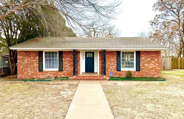 3 bed 2 bath