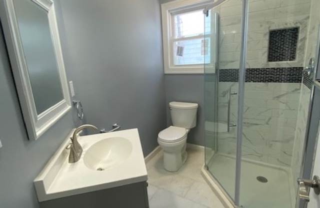 121 Lexington Ave Apt 11