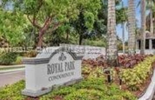 102 Royal Park Dr - 102 Royal Park Drive, Oakland Park, FL 33309