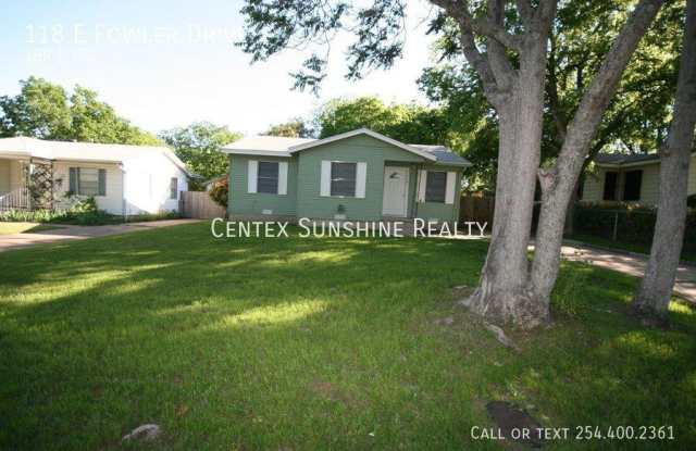 118 E Fowler Drive