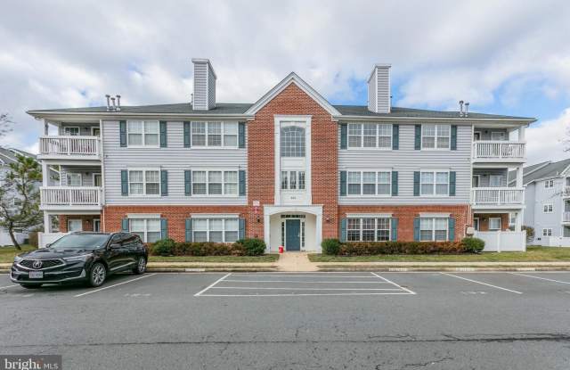 645 CONSTELLATION SQUARE SE - 645 Constellation Square Southeast, Leesburg, VA 20175