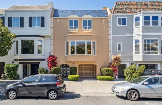 Photo of 1750 North Point Street