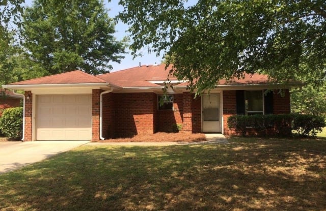 116 Pembroke Ct - 116 Pembroke Ct, Hoke County, NC 28376