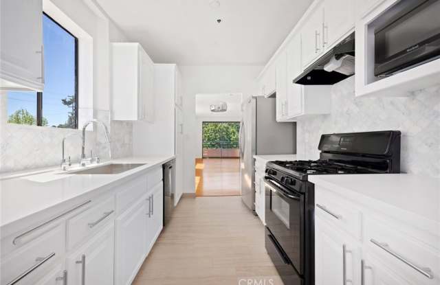 1128 Cardiff Avenue