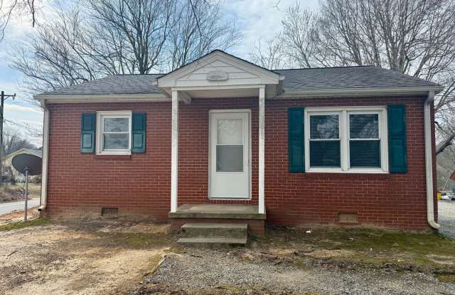 Two bedroom, 1 bath house in Burlington
