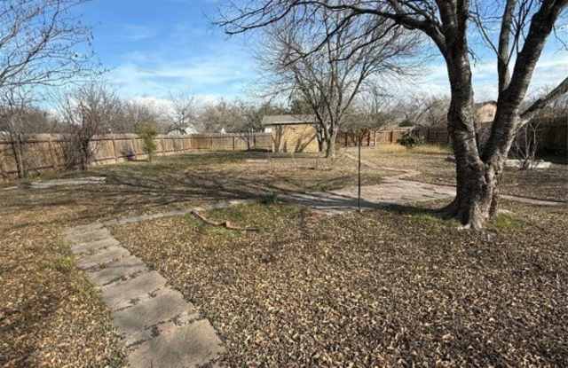 409 El Secreto Street