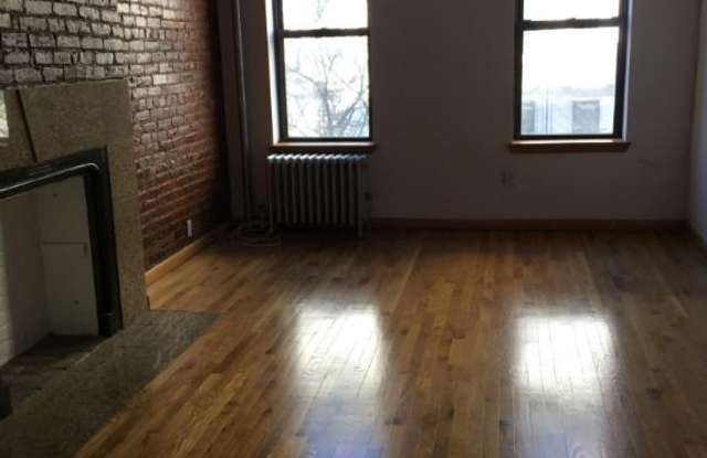 Photo of 286 East 10th Street