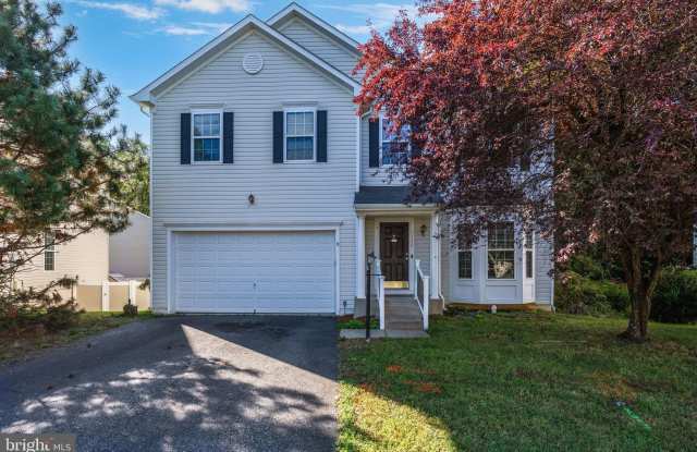 1034 BAKERSFIELD LANE