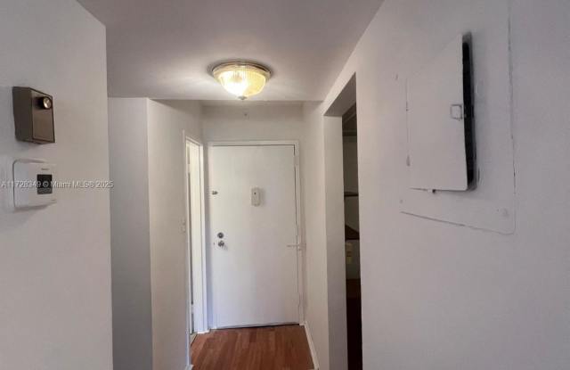 4346 Northwest 9th Avenue