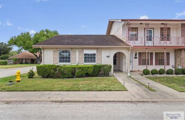 Photo of 1724 W PALM VALLEY DR.