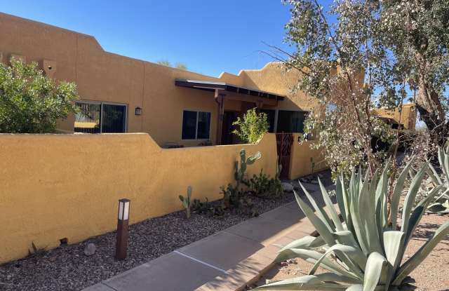 Photo of 6255 N Camino Pimeria Alta