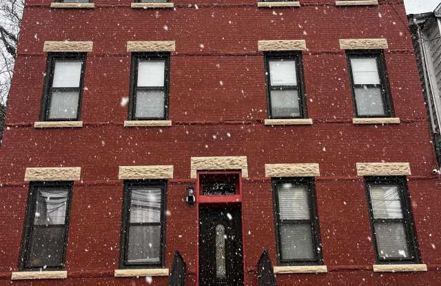 37 14TH ST