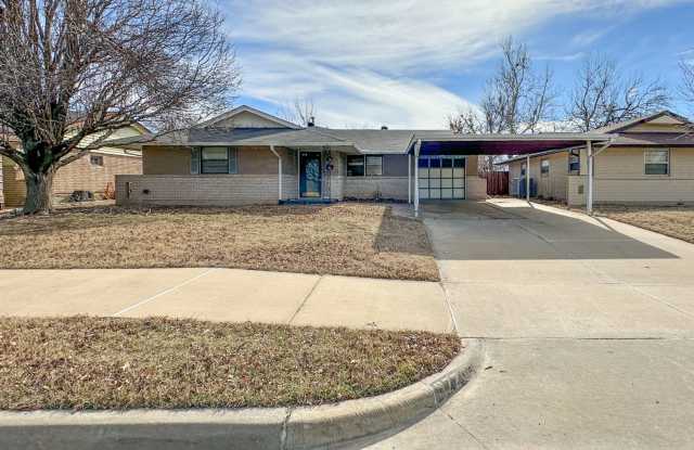 Beautiful 3 Bed 2 Bath in the Heart of Moore!
