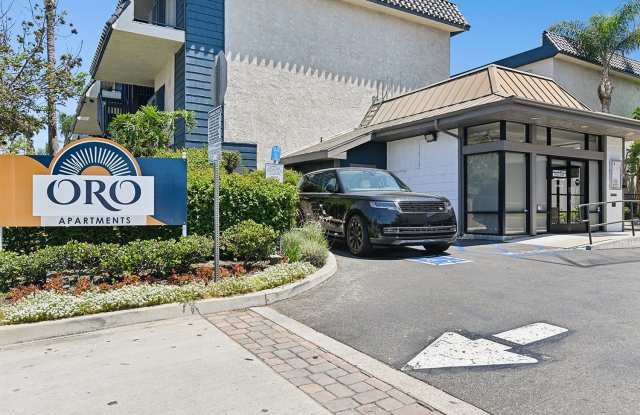 Oro Apartments