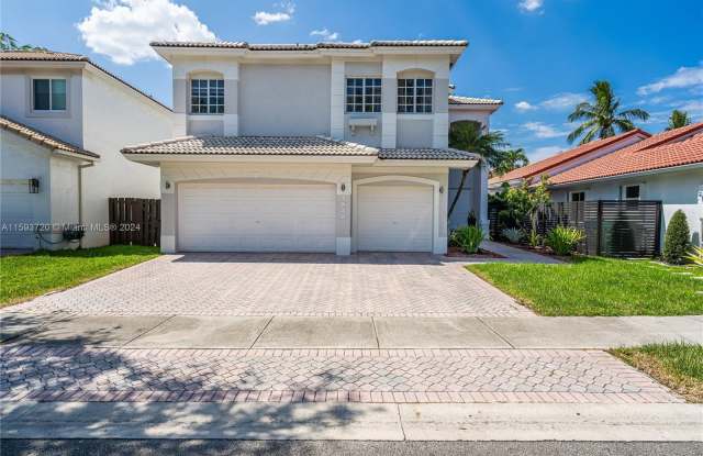 7048 NW 107th Pl
