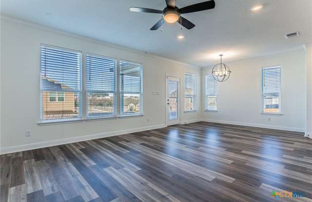 1304 Long Creek Lane